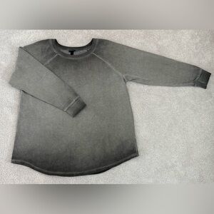 Torrid Classic Fit Cozy Fleece Crew Neck
Raglan Tunic Sweatshirt; Grey; Torrid 0